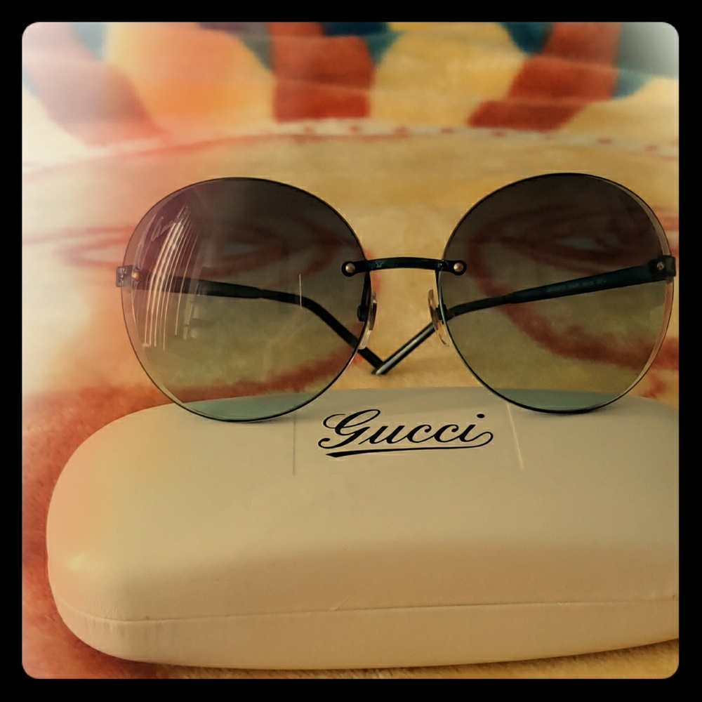 Gucci Blue Rim & Lens Round Sunglasses